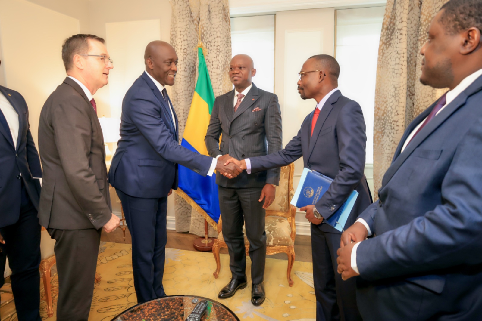 development issues, Oligui Nguema meets the director of the IFC – Journal du Gabon